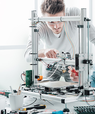 Beneficios de las líneas de inversión de Globalcaja Empresario implementando tecnología en su negocio gracias a las líneas de inversión de Globalcaja